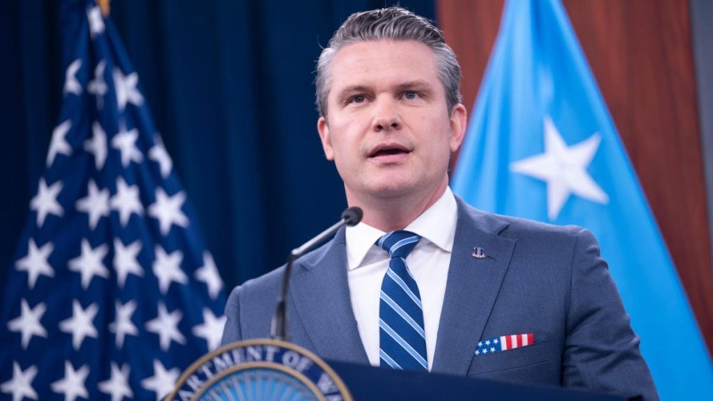 Hegseth, gafe la Pentagon: A citit verset din „Pulp Fiction”, crezând că e biblic