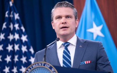 Hegseth, gafe la Pentagon: A citit verset din „Pulp Fiction”, crezând că e biblic