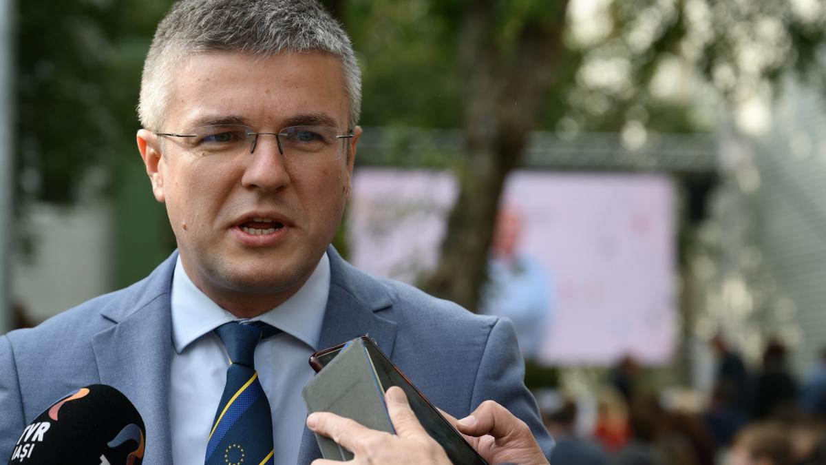 Irineu Darău: Guvernul, o amenințare la cursul valutar. Efecte în lanț