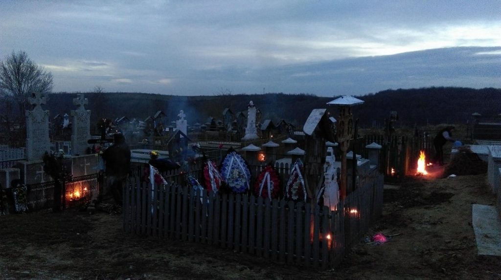 Obiceiuri NEȘTIUTE de Paște: Joimărei în Oltenia, Prăgșorul în Țara Moților și țuru la Sibiu