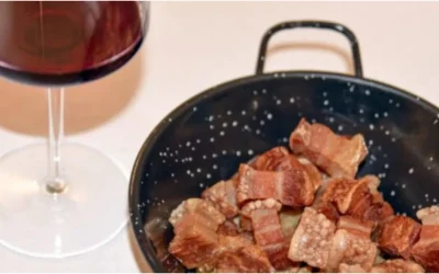 Restaurantul spaniol care a transformat jumările în succes de proporții Un restaurant aparent obișnuit de pe autostrada Madrid-Barcelona, situat în localitatea Algora, a reușit o performanță de excepție, înregistrând vânzări record pentru un preparat aparent simplu: torreznos, adică jumări spaniole de porc