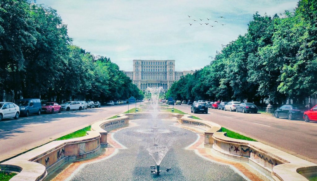 Bucureșteni, sufocați: 75% nemulțumiți de aerul irespirabil! Spațiile verzi, salvarea