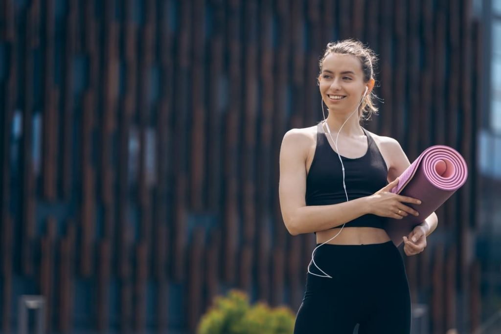 Ținuta sport: Cum influențează performanța și starea de spirit