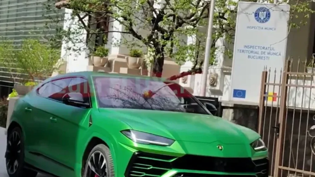 Șeful ITM București, dat afară după ce a venit la muncă cu Lamborghini