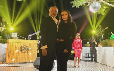 Reghe se întoarce acasă: Imagini cu Laurențiu, familie și dădaca din Filipine în România