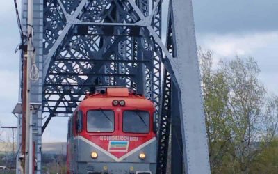 România, un pas istoric: Locomotiva cu ecartament normal a trecut Prutul în Moldova