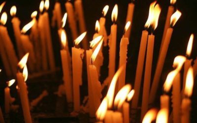 Ce fac 12 lumânări din Joia Mare? Secretul neștiut, valabil tot anul