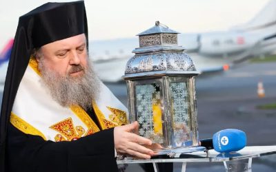 Lumina Sfântă, în pericol: Războiul din Orientul Mijlociu blochează aducerea ei