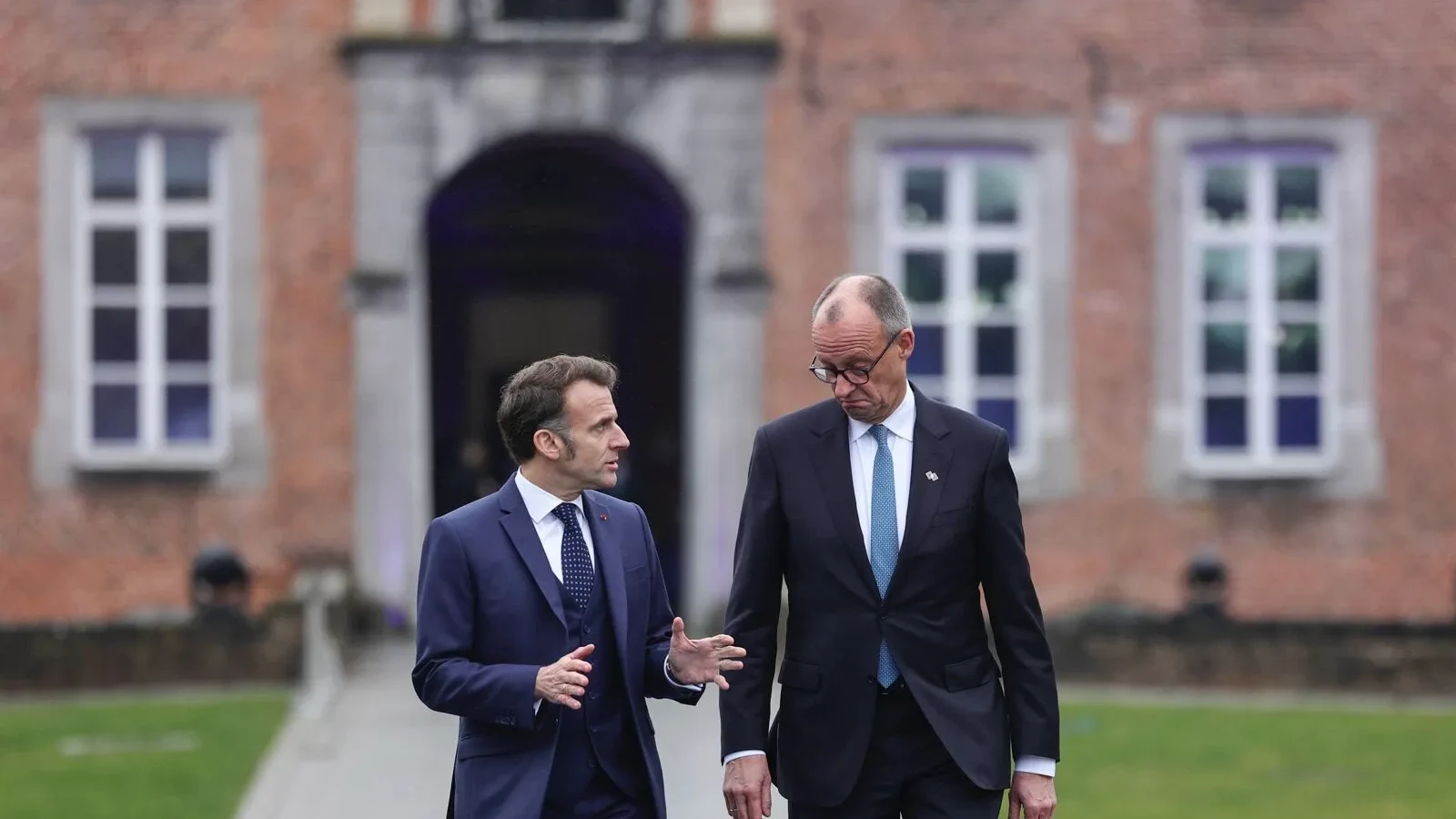 Tensiuni MAXIME între Franța și Germania: Merkel și Macron, la cuțite