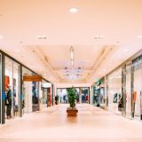 Mall-urile din București, asalt de clienți de Paște 2026: Ce-i așteaptă