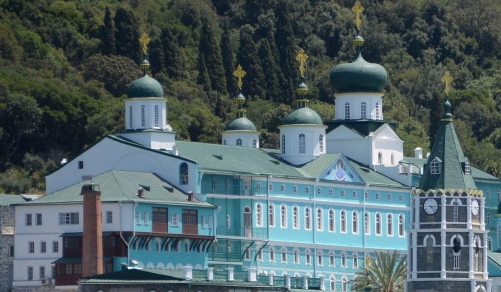 Muntele Athos, cutremur după scandaluri cu români