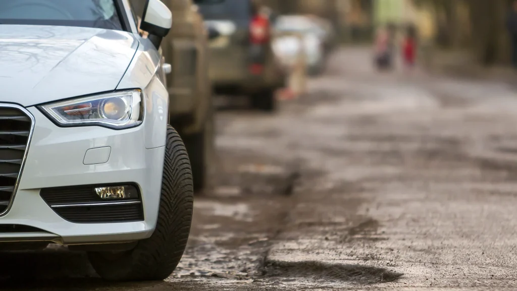 Parcare pe domeniul privat: Avertisment pentru șoferi! Cine are dreptul