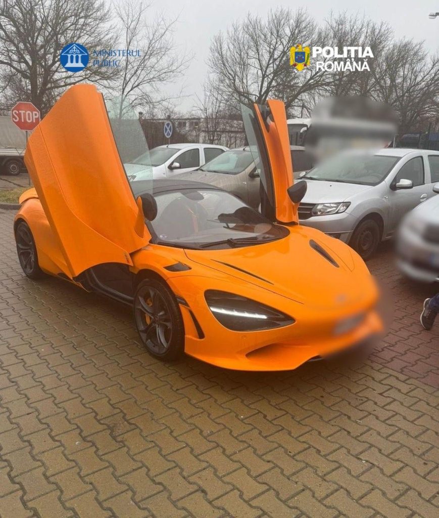 Polițiștii au efectuat percheziții în București și Ilfov într-un dosar de evaziune fiscală care vizează importul ilegal de autoturisme de lux