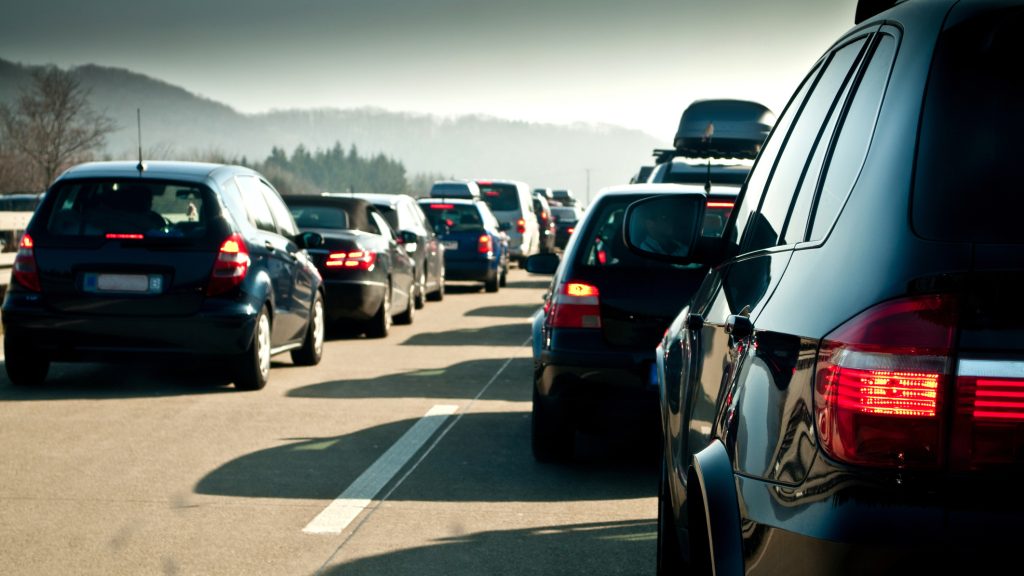 Amenzi URIAȘE în UE: Șoferii din România riscă suspendare și pușcărie!