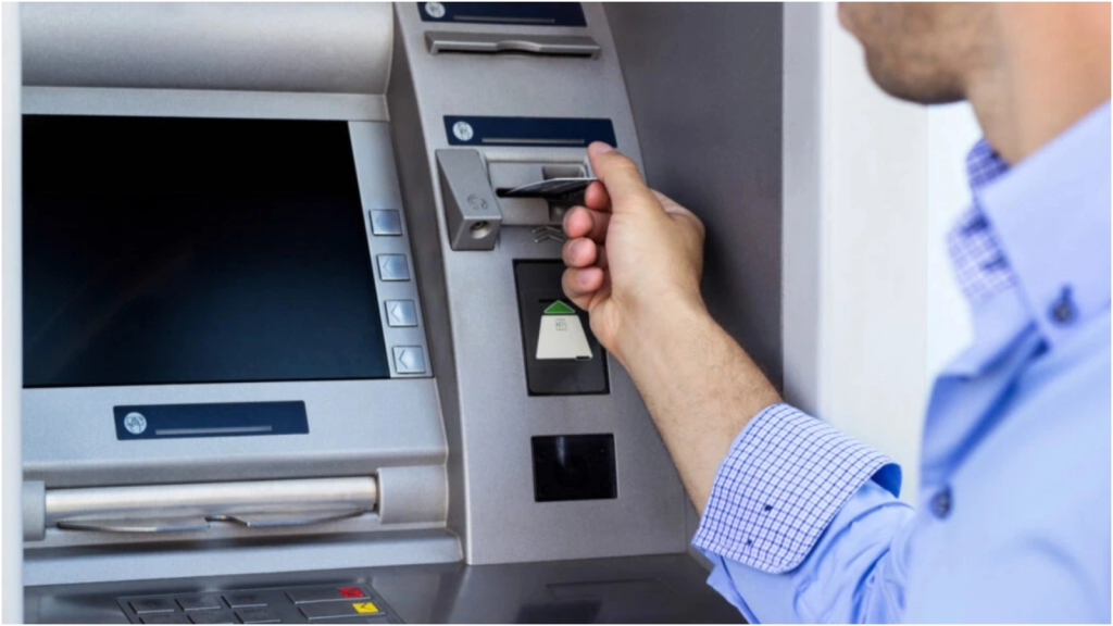 Dispariția misterioasă: Aproape 11.000 de bancomate „evaporate” în Europa în 2024