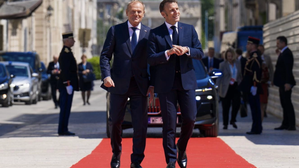 Macron și Tusk, discuții cruciale despre apărarea nucleară a Europei