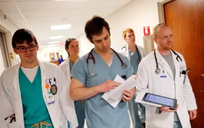 Medicii rezidenți, puși la încercare: Un nou curriculum vrea să schimbe sistemul medical