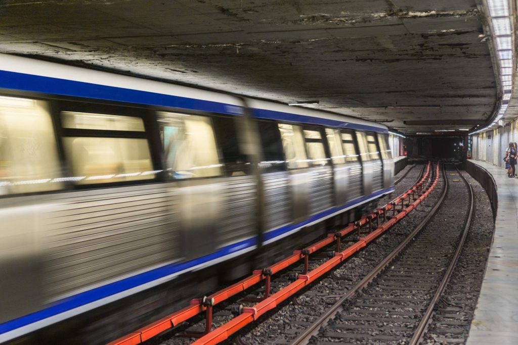 Metrorex și STB pregătesc scumpiri pentru biletele în București