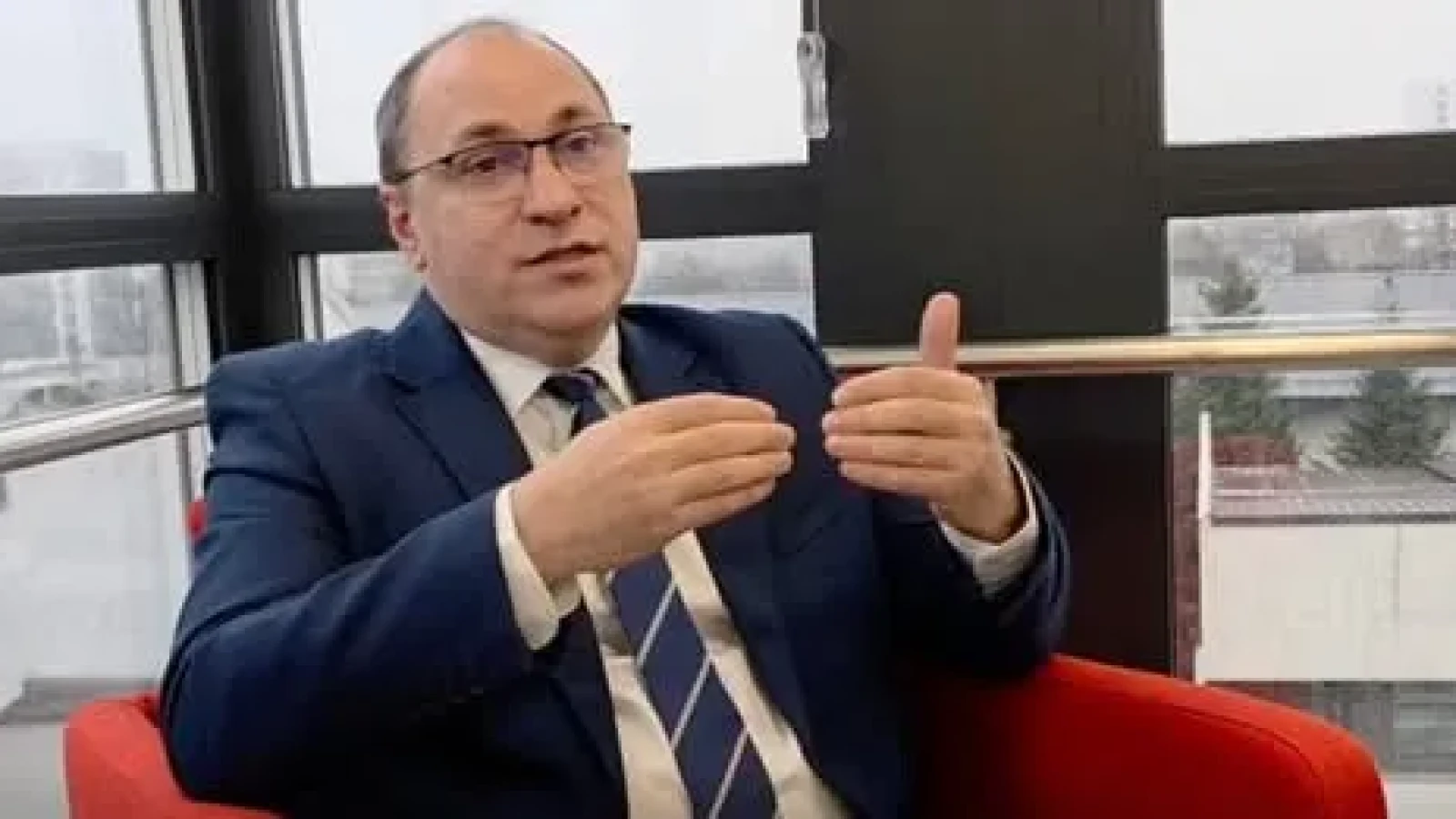 Greșeală de BAC: Ministrul Educației, gafă de „4”! A ratat de două ori promovarea