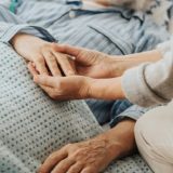 Semnul misterios de pe mâini: Anunță sfârșitul, spun specialiștii