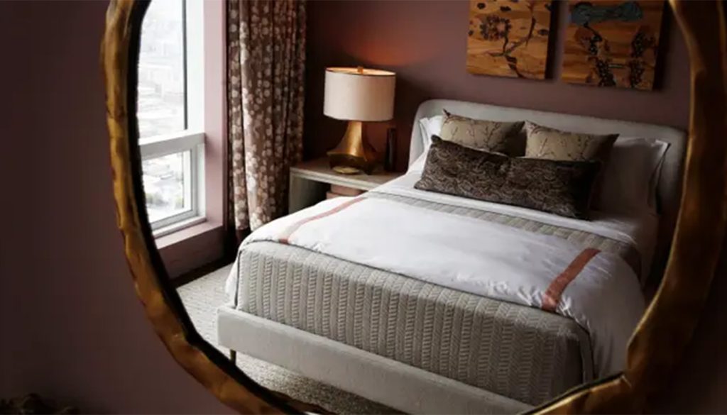 Oglinda din dormitor: De ce e bine să eviți amplasarea periculoasă