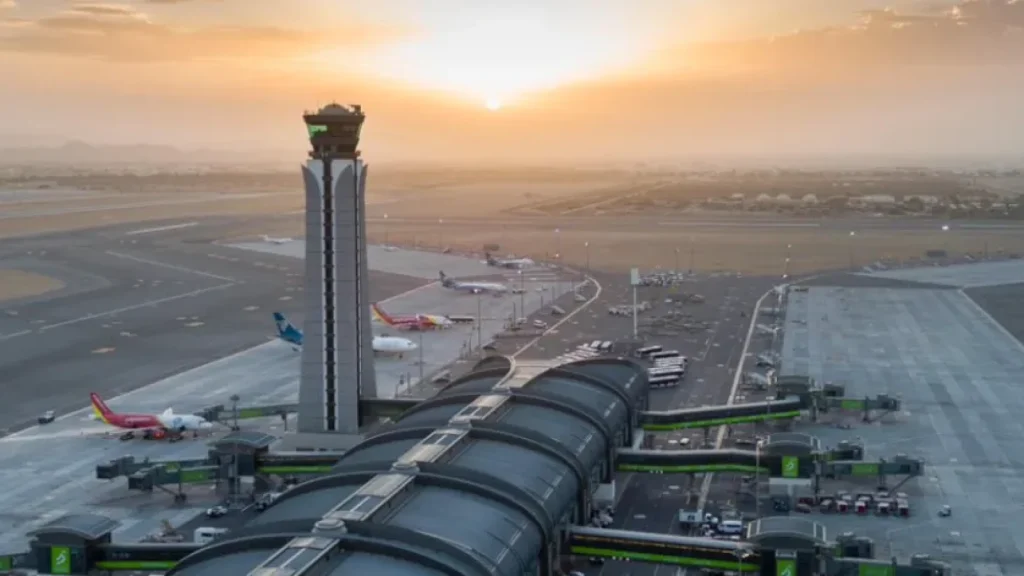 Aeroportul Henri Coandă: Modernizare masivă cu ascensoare și scări noi