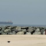 Iranul blochează exporturile, SUA trimit 10.000 de soldați. Ziua 48 de război