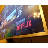 Reed HASTINGS, co-fondator NETFLIX, pleacă după 30 de ani