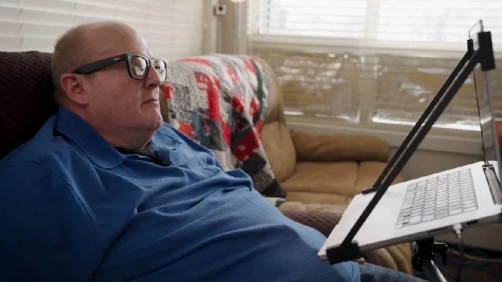 Implantul Neuralink transformă intenția de a vorbi în sunet Un bărbat diagnosticat cu scleroză laterală amiotrofică a primit un implant cerebral Neuralink, reușind să genereze sunete prin puterea gândului