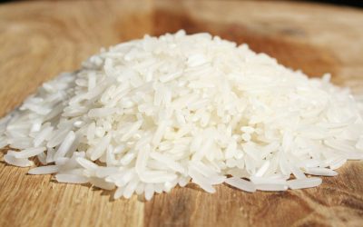 Un nou tip de material, dezvoltat de cercetători, folosește orezul pentru a crea structuri inteligente care își modifică rigiditatea în funcție de viteza cu care sunt comprimate