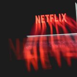 Netflix intră în podcasturi: Rivalitatea cu YouTube se intensifică