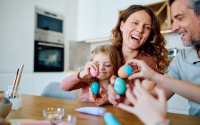 De ce ciocnim ouă de Paște: Ce ascunde gestul aparent simplu