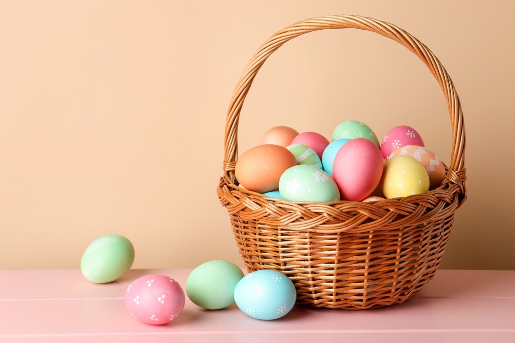 Câte ouă vopsesc românii de Paște? Tradiții și obiceiuri din casele lor!