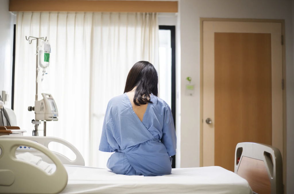 Recuperarea Postoperatorie REVOLUȚIONARĂ: Mersul Rapid Scurtează Zilele de Spitalizare