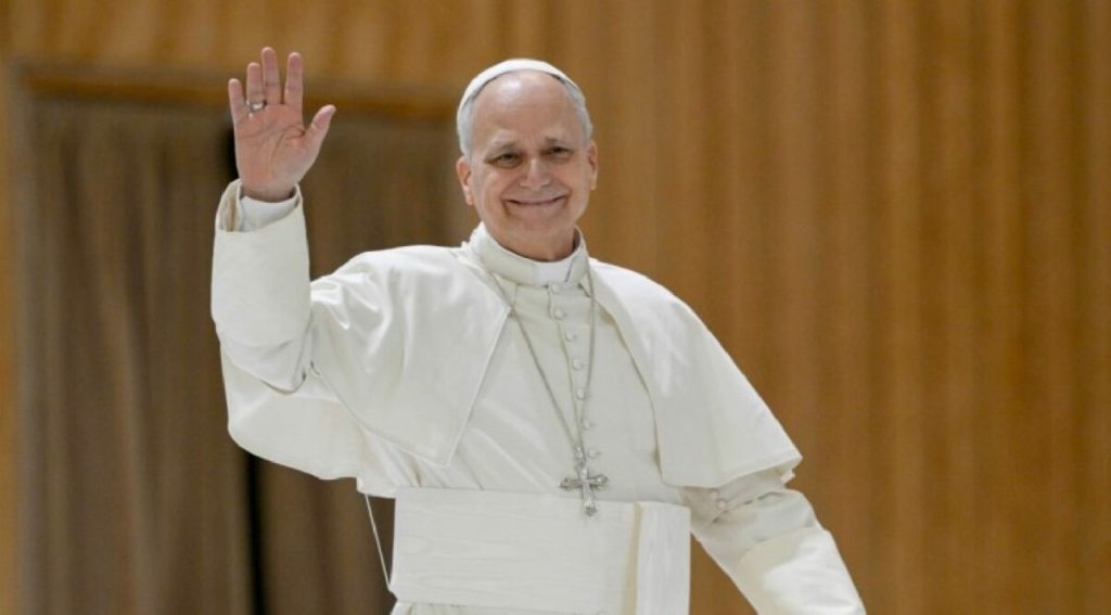 Papa Leon condamnă tiranii care fac ravagii: „Mână de oameni!” în Camerun