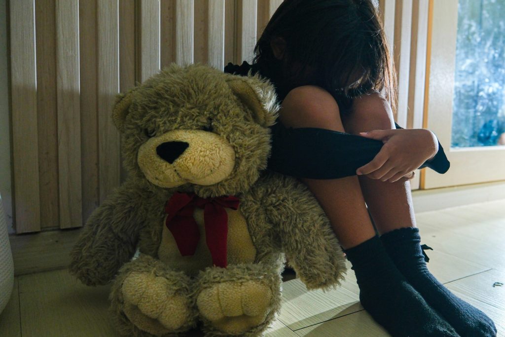 Ce probleme au adulții crescuți fără afecțiune: Donald Trump, exemplu