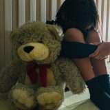 Ce probleme au adulții crescuți fără afecțiune: Donald Trump, exemplu