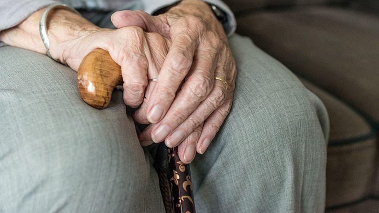 România, sub asediu: Câți pensionari în 2026 și ce pensie primesc (GRAFICE)