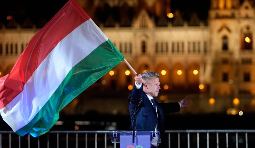 Magyar, direct după victorie: Ce promite pentru Ungaria din 2026?