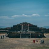 Atentat la piramidele din Teotihuacan: Criminalul, influențat de masacrele din SUA