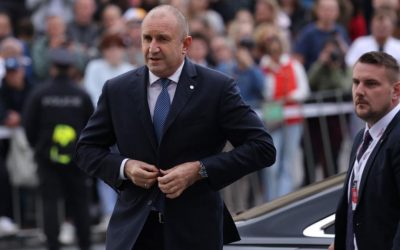 Rumen Radev, pilot de vânătoare, forțează o soluție politică în Bulgaria