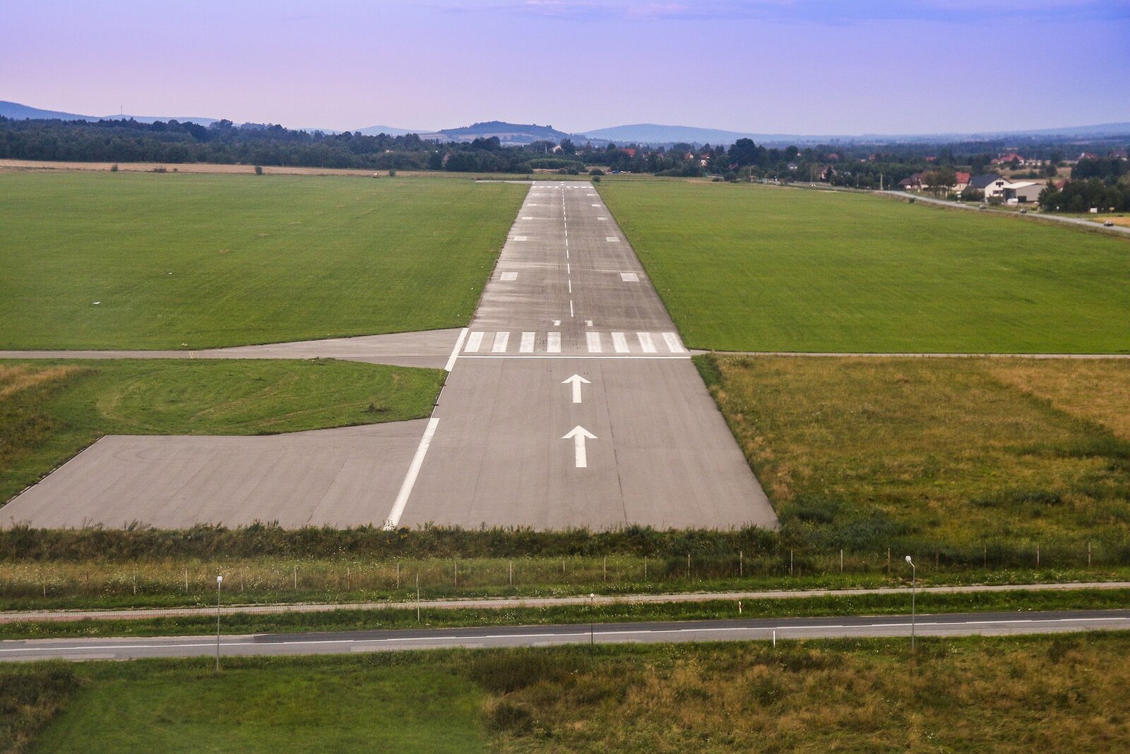 Aeroport european major, ÎNCHIS o lună: Ce schimbări vor urma