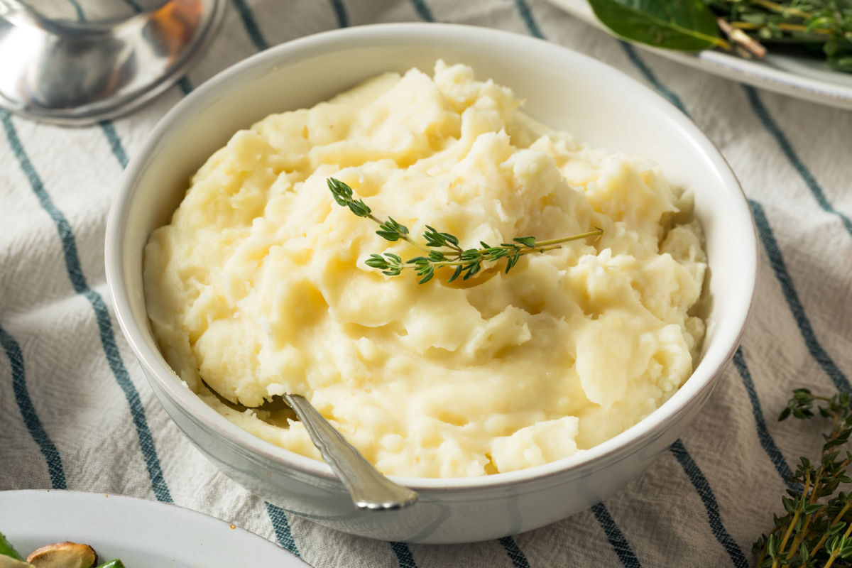 Gustul secret al piureului pufos: Un singur ingredient face minuni!