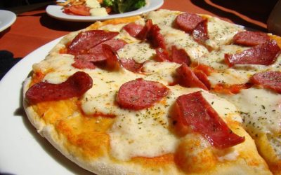 Avertisment: Pizza Rece și Alte Resturi Alimentare Pot Fi Periculoase pentru Sănătate Un microbiolog din Marea Britanie trage un semnal de alarmă cu privire la riscurile asociate consumului de resturi alimentare păstrate incorect