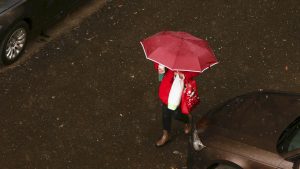 Cod galben de ploi torențiale în București weekendul acesta, atenție