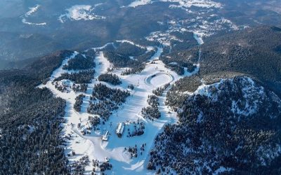 Poiana Brașov, din nou favorită: peste 1,7 milioane de turiști în acest sezon Poiana Brașov a rămas, și în acest sezon, destinația preferată a schiorilor și snowboarderilor din România