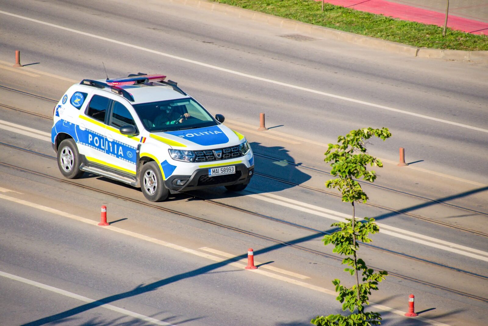 Români, vizați la domiciliu: Poliție și pompieri la ușă, amenzi usturătoare