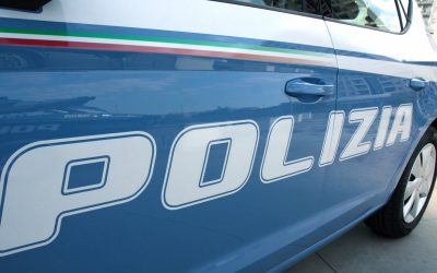 Trei români, arestați la Pisa după jafuri din duty-free