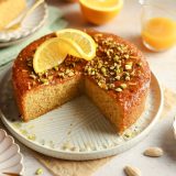 Desert de post: Prăjitura cu mălai și lămâie, un deliciu pufos