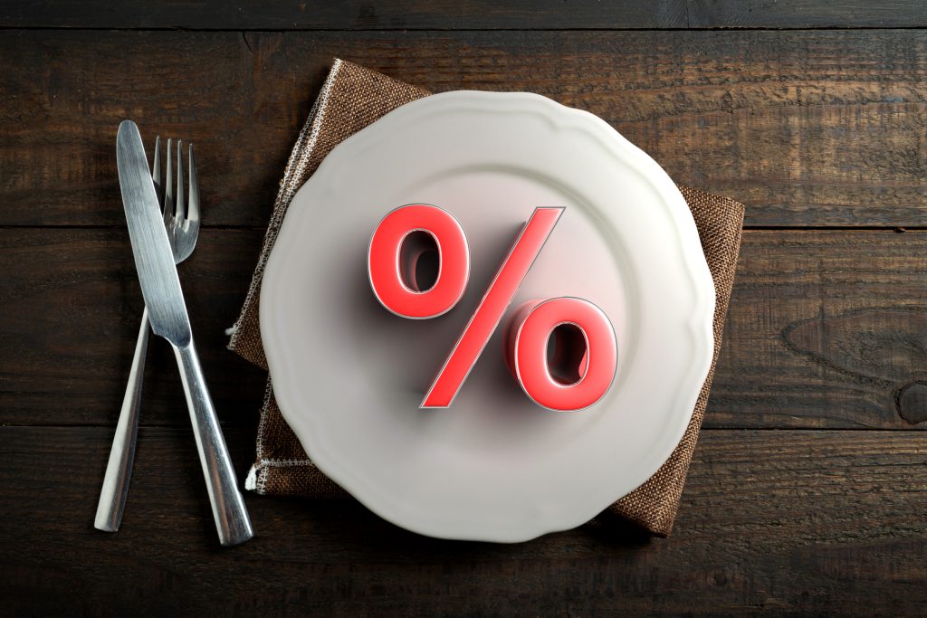 Inflație majoră în România: Prețurile urcă vertiginos, combustibilii scumpesc viața